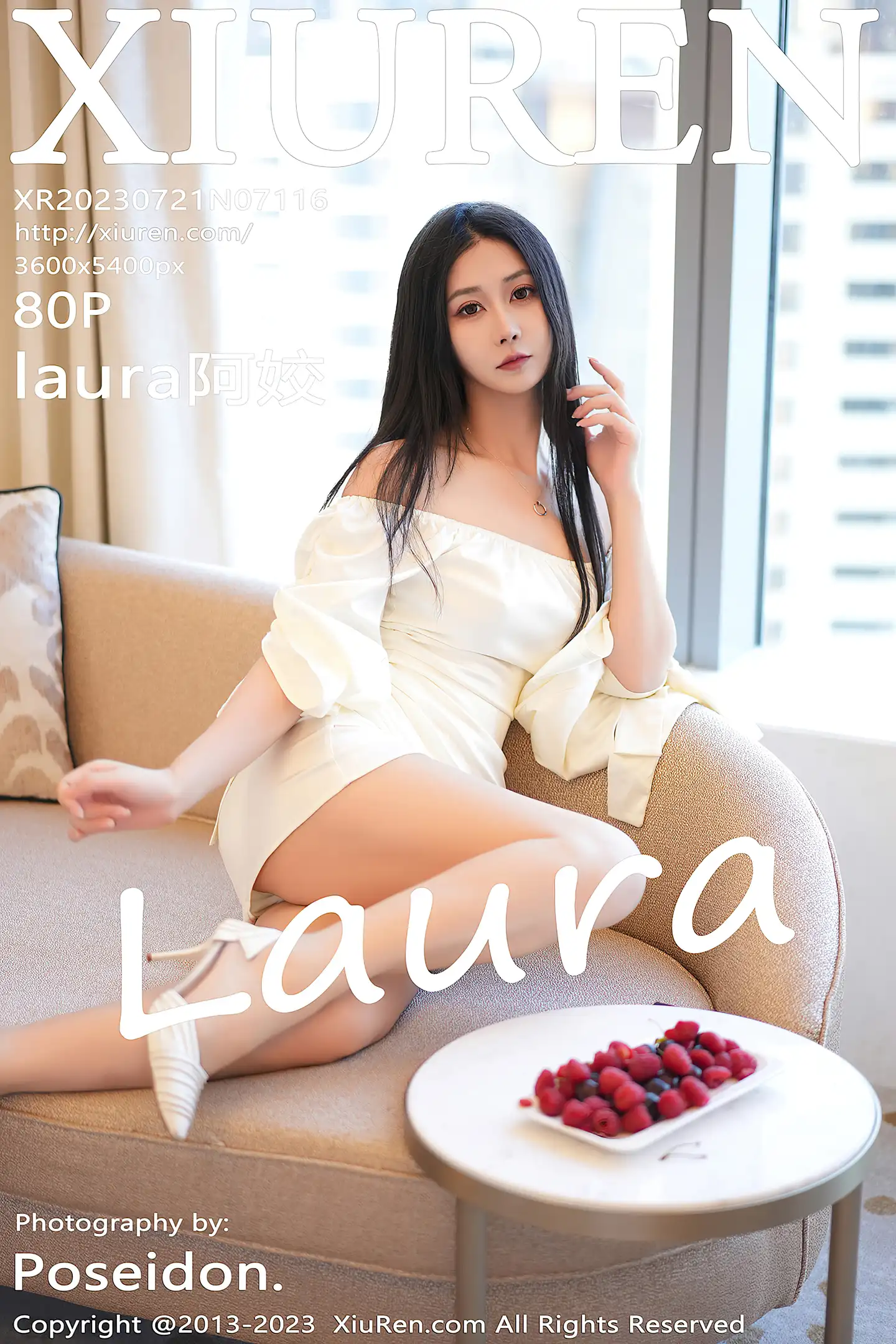[XiuRen秀人网]VOL.7116 模特laura阿姣性感白色露肩连衣裙半脱露豪乳遮点极致诱惑写真80P-秀人网官方网站